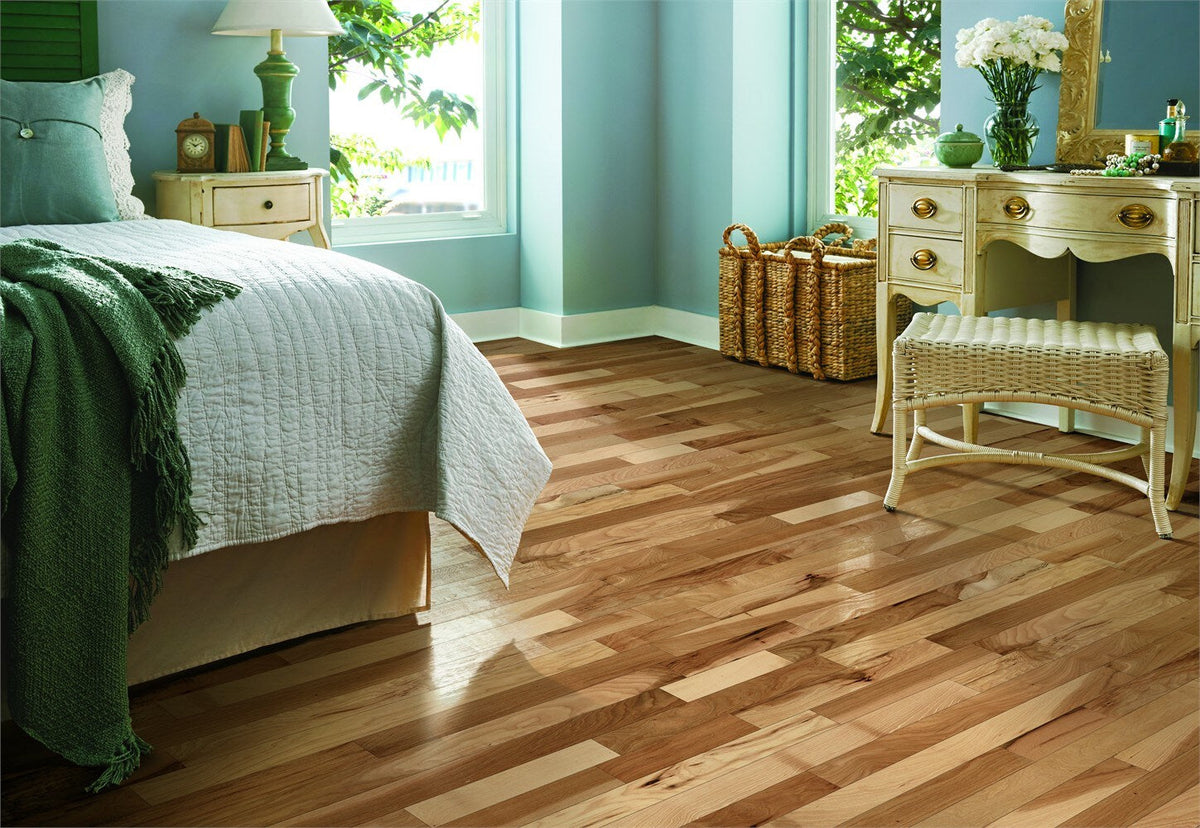 Bruce Frisco Prefinished Country Natural Hickory Smooth/Traditional 3/4-in Solid Hardwood Flooring Sample