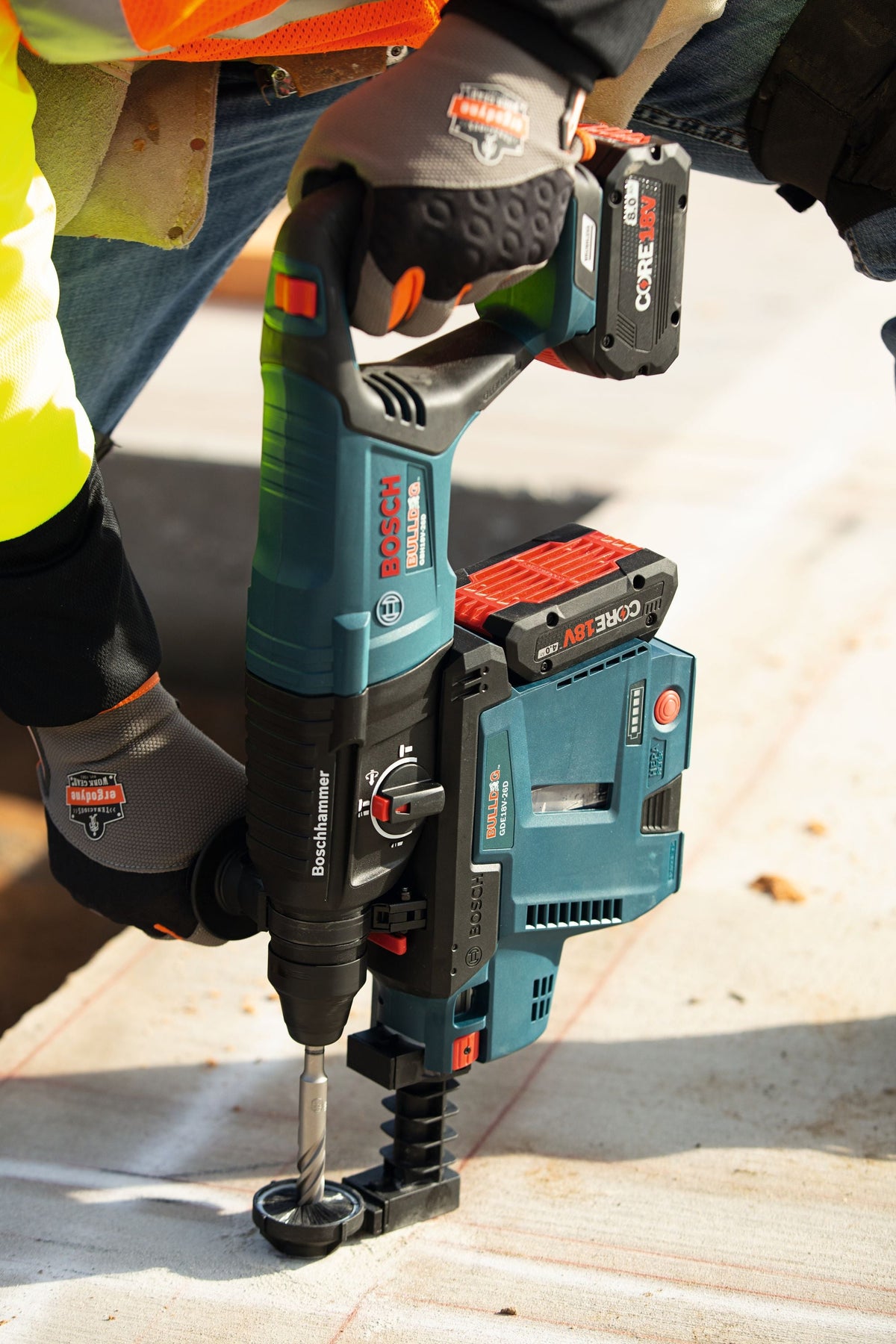 Bosch Bulldog Tough 4-Cutter 3/4-in x 18-in Alloy Steel Masonry Drill Bit for SDS-Plus Drill