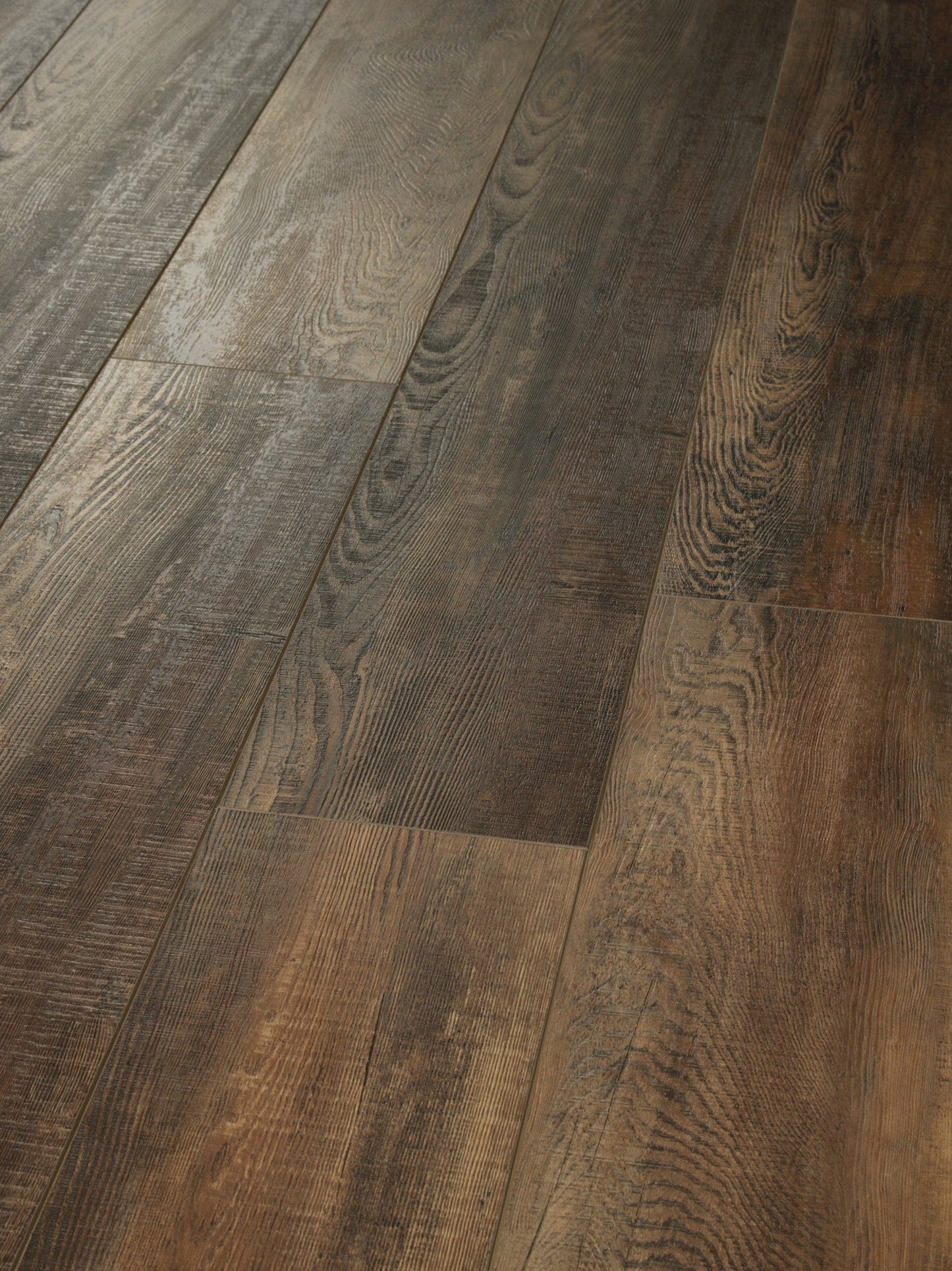 Shaw Parallax HD Plus Graceful 7-in Wide x 8-mm Thick Waterproof Luxury Vinyl Plank Flooring (18.91-sq ft)
