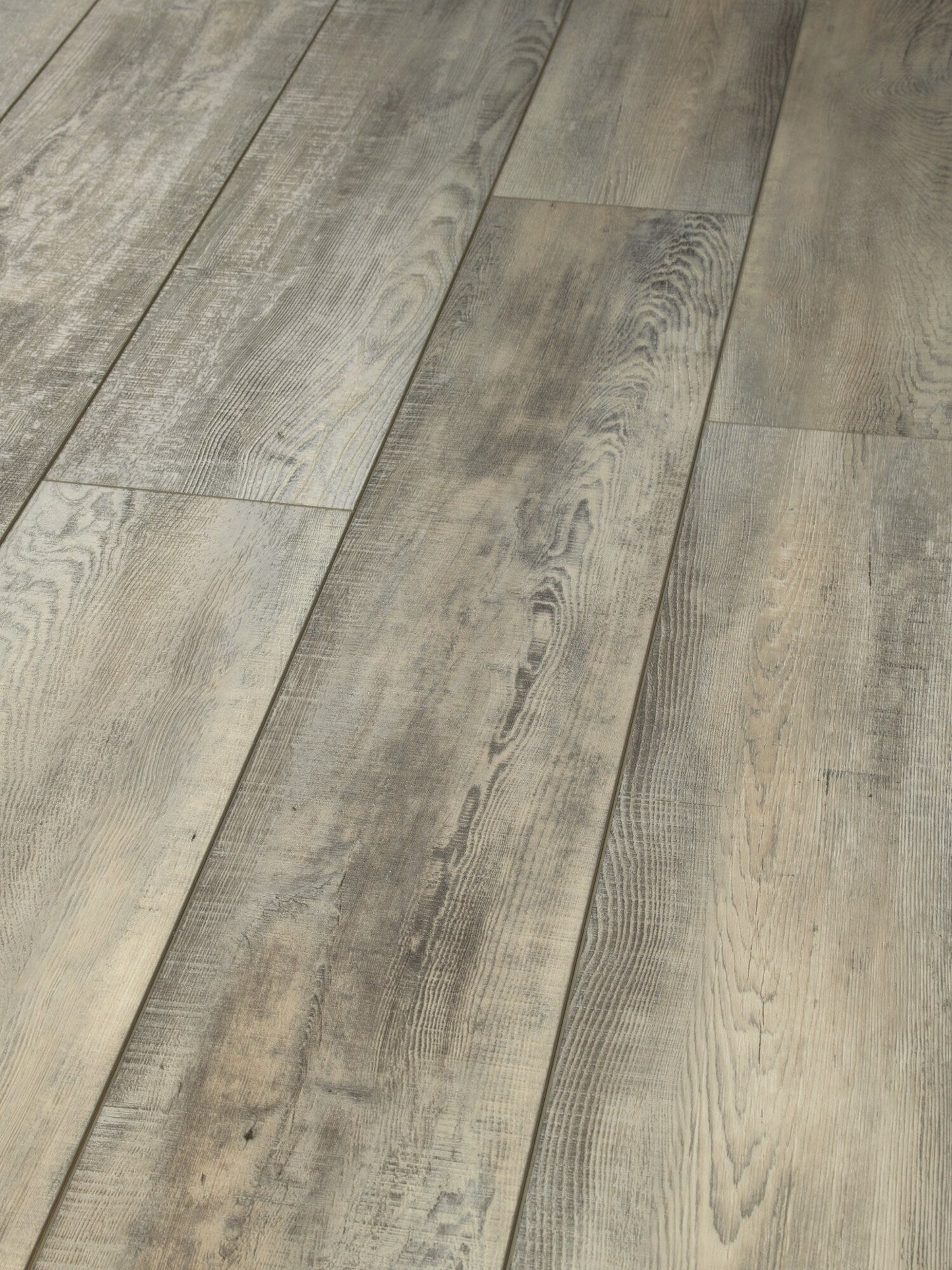 Shaw Parallax HD Plus Dazzling 7-in Wide x 8-mm Thick Waterproof Luxury Vinyl Plank Flooring (18.91-sq ft)