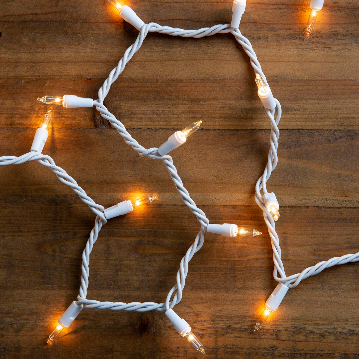 GE String A Long 100-Count 20.6-ft Clear White Incandescent Plug-In Christmas String Lights