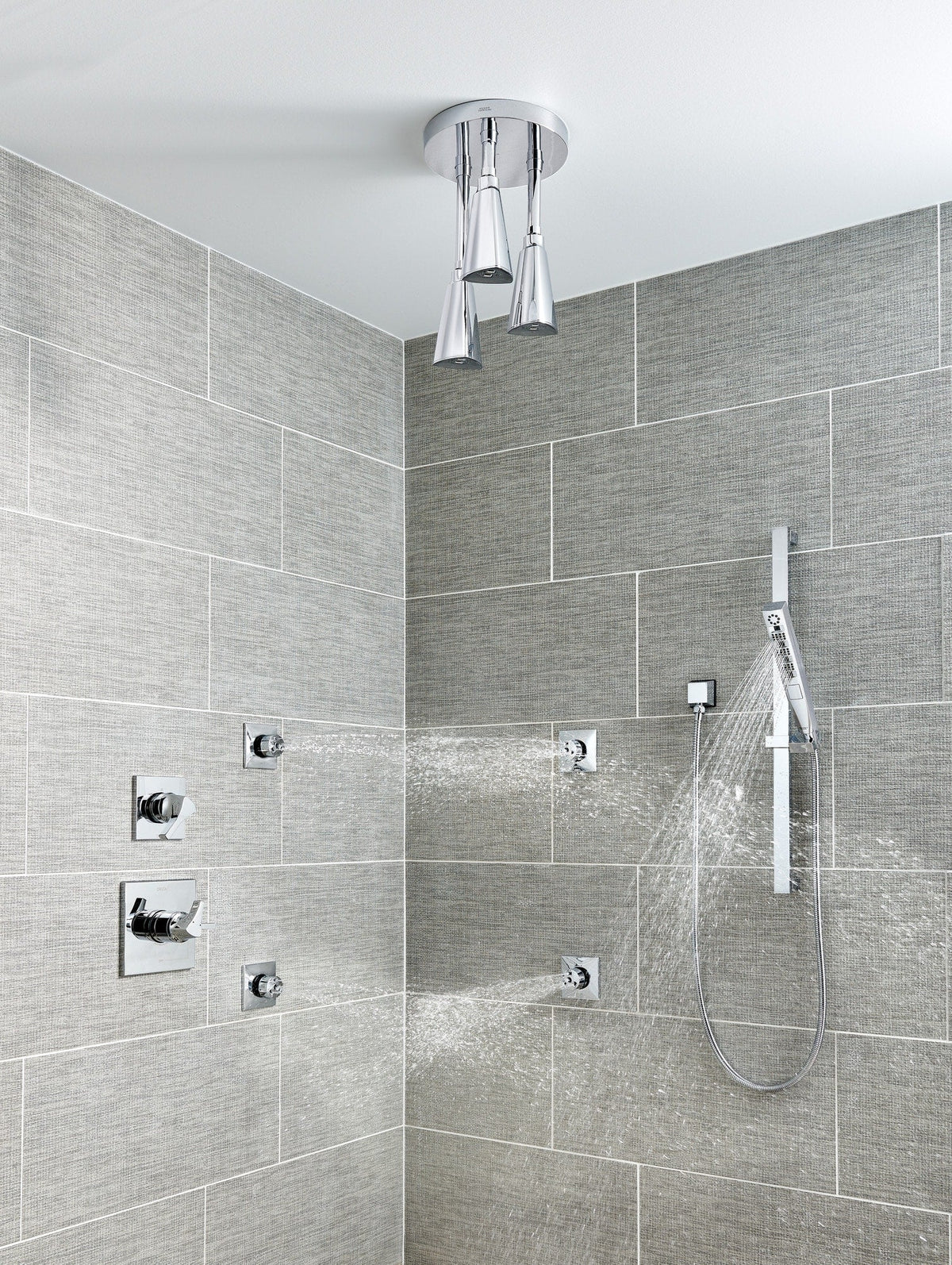 Delta Universal Showering Components Chrome 5-Spray Handheld Shower 1.75-GPM (6.6-LPM)