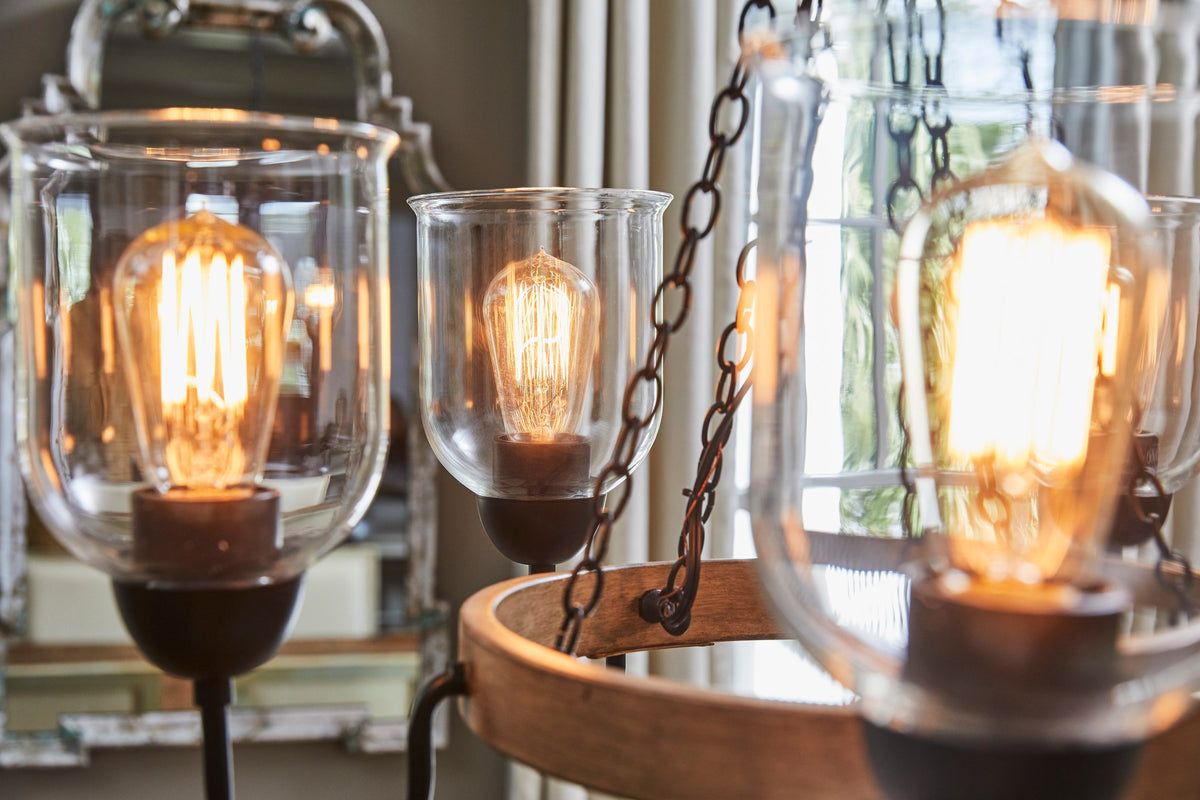 Quoizel Creeksville 5-Light Matte Black with Faux Natural Walnut Farmhouse Antler Chandelier