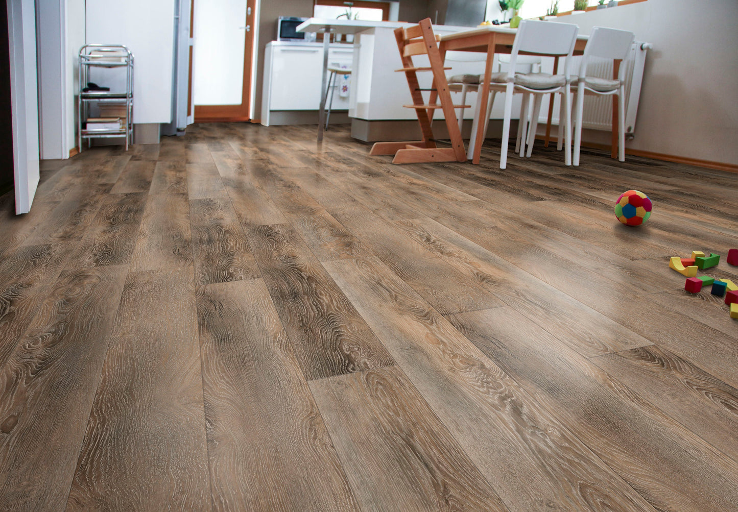 CALI Vinyl Longboards Osprey Oak 9-in W x 70.87-in L x 8-mm T Waterproof Interlocking Luxury Vinyl Plank Flooring, 20-mil Wear Layer (26.62-sq ft/carton)