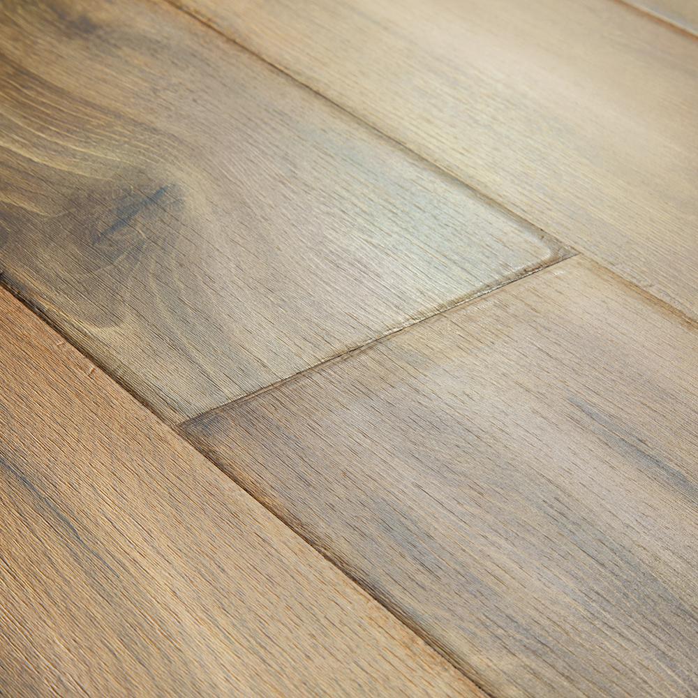 Pergo Outlast+ Waterproof Linton Auburn Oak 10 mm T x 6.14 in. W x 47.24 in. L Laminate Flooring (16.12 sq. ft. / case)