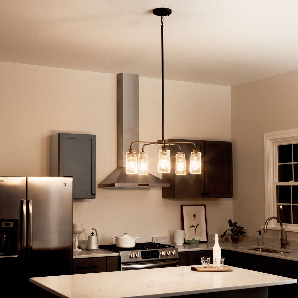 Kichler Braelyn 5-Light Antique Bronze Farmhouse Chandelier