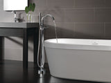 Synergy 60 in. x 32 in. Soaking Bathtub with Center Drain in High Gloss White by Delta