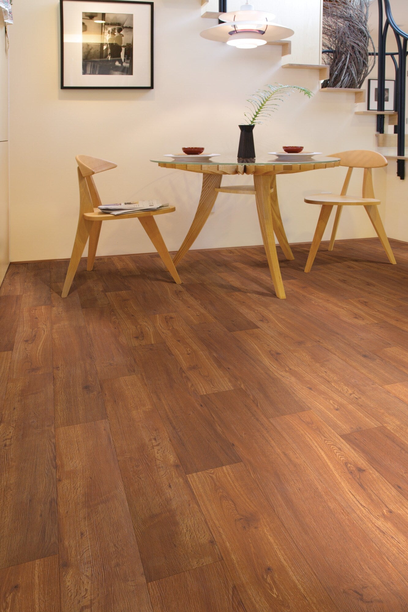 Shaw Triad Russet 7-in Wide x 2-mm Thick Water Resistant Luxury Vinyl Plank Flooring (34.98-sq ft)