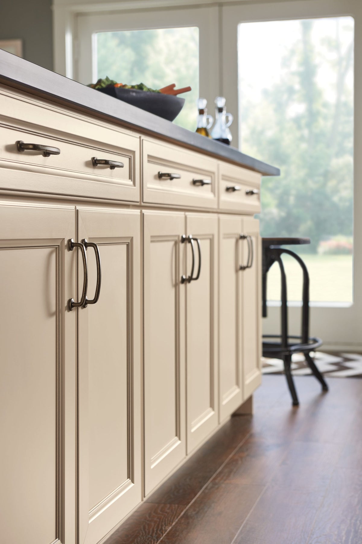 Diamond NOW Caspian 18-in W x 35-in H x 23.75-in D TrueColor Toasted Antique Drawer Base Stock Cabinet