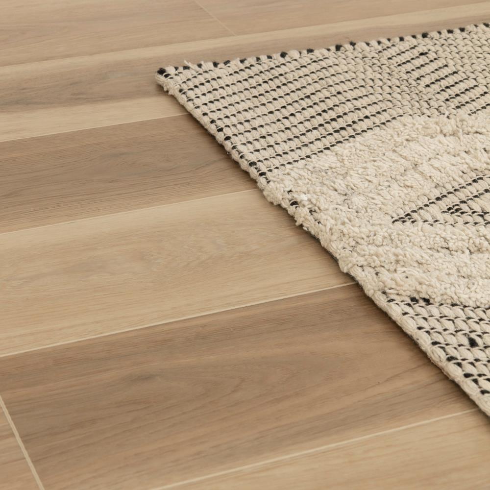 CALI Vinyl Pro with Mute Step Cantina Oak 7-in Wide x 6-1/2-mm Thick Waterproof Interlocking Luxury Vinyl Plank Flooring (24.03-sq ft)