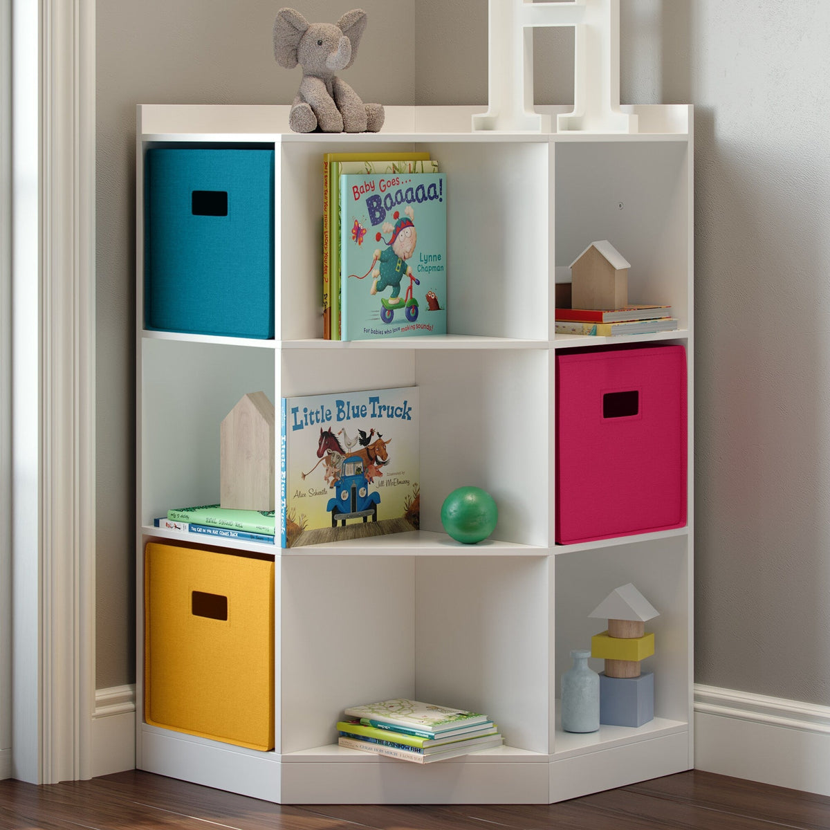 RiverRidge White Kids Corner Bookcase (31.62-in W x 37.31-in H x 24-in D)