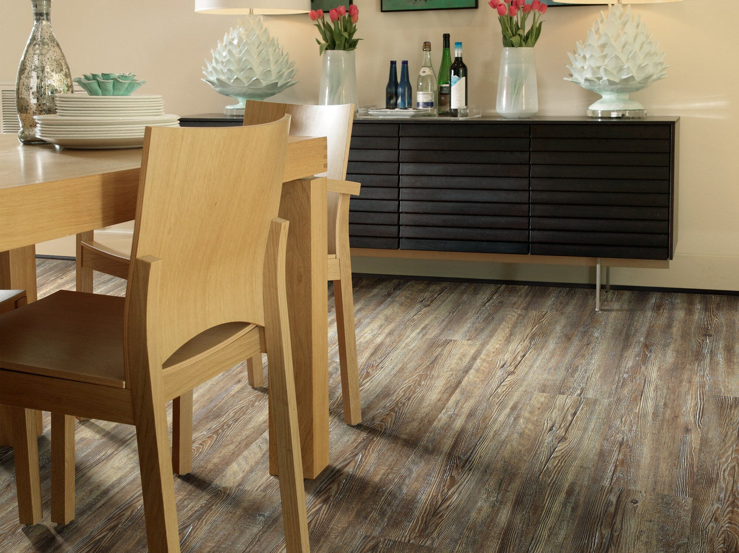 Shaw Grandioso Slate Barnwood 7-in Wide x 2-mm Thick Waterproof Luxury Vinyl Plank Flooring (51.33-sq ft)