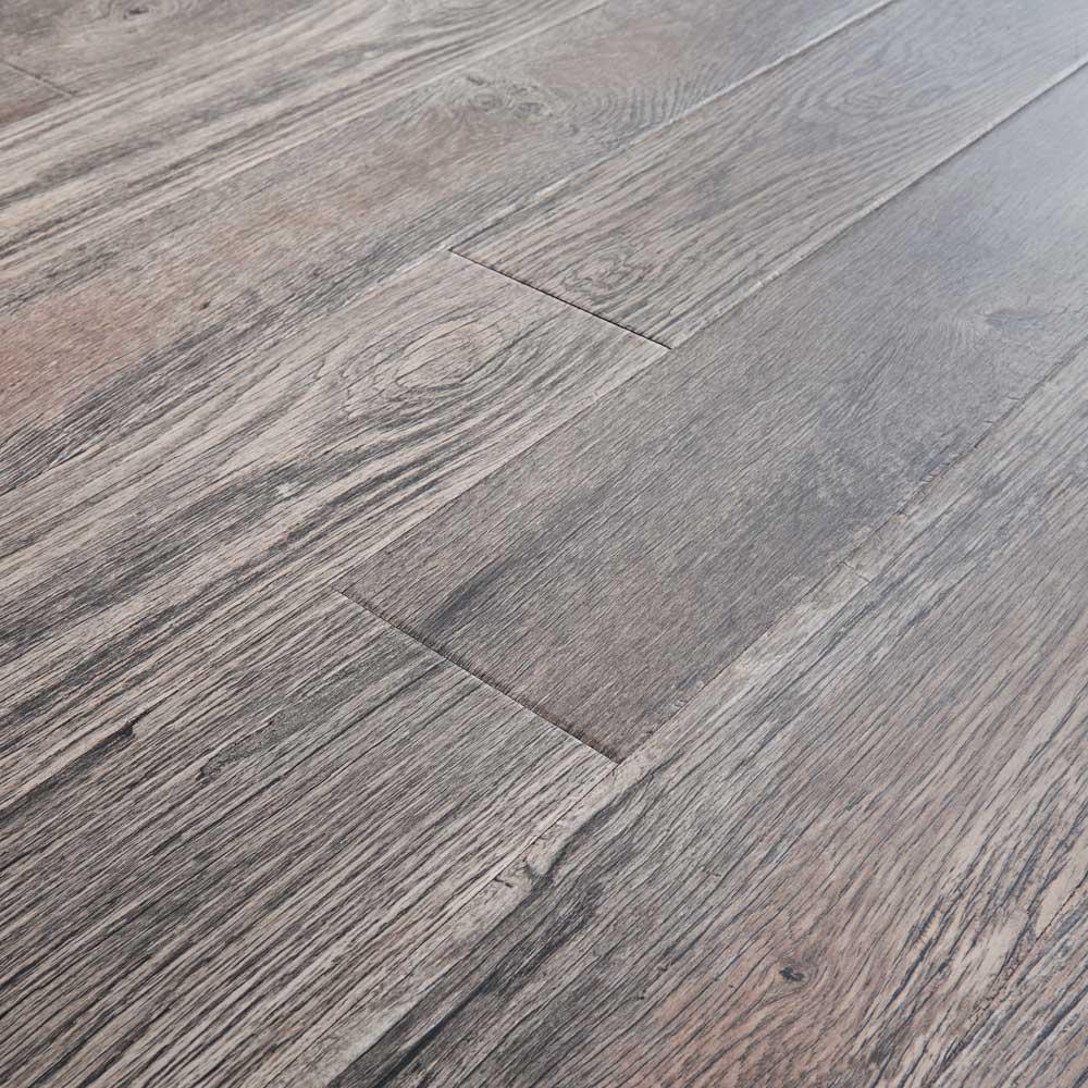 Outlast+ Waterproof Stone Mill Oak 10 mm T x 6.14 in. W x 47.24 in. L Laminate Flooring (967.2 sq. ft. / pallet)