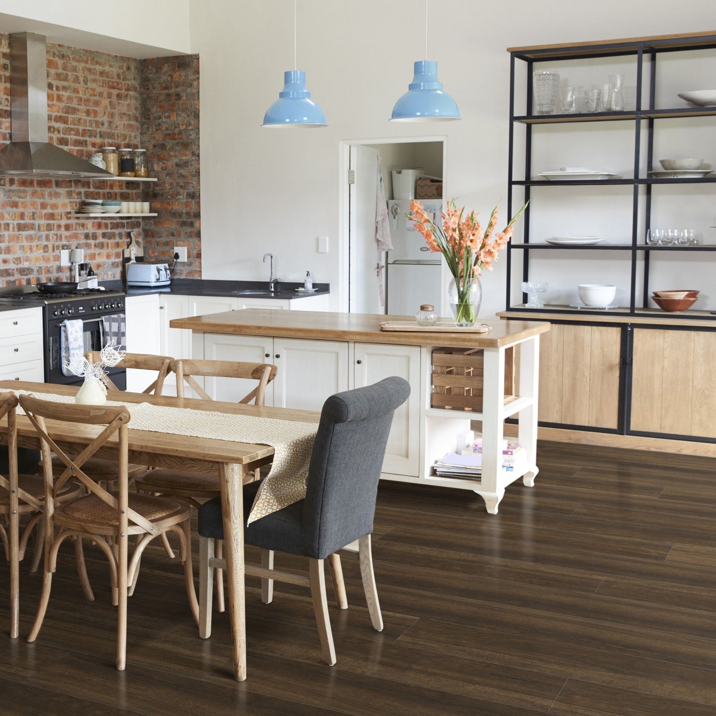 CALI Vinyl Pro Classic Hickory Brook 7-in W x 48-in L x 5.5-mm Waterproof Interlocking Luxury Vinyl Plank Flooring (23.77-sq ft/carton)