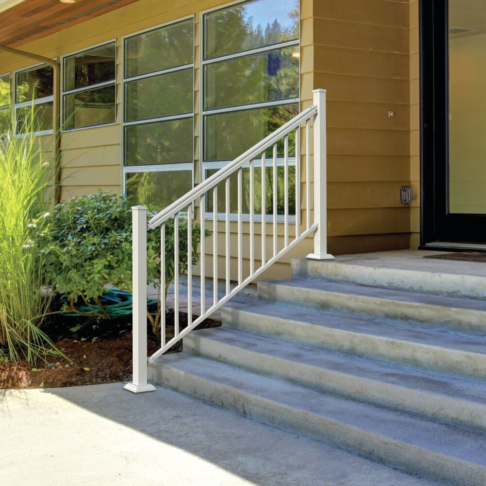 Freedom 2.5-in x 2.5-in x 4-ft White Aluminum Deck Post