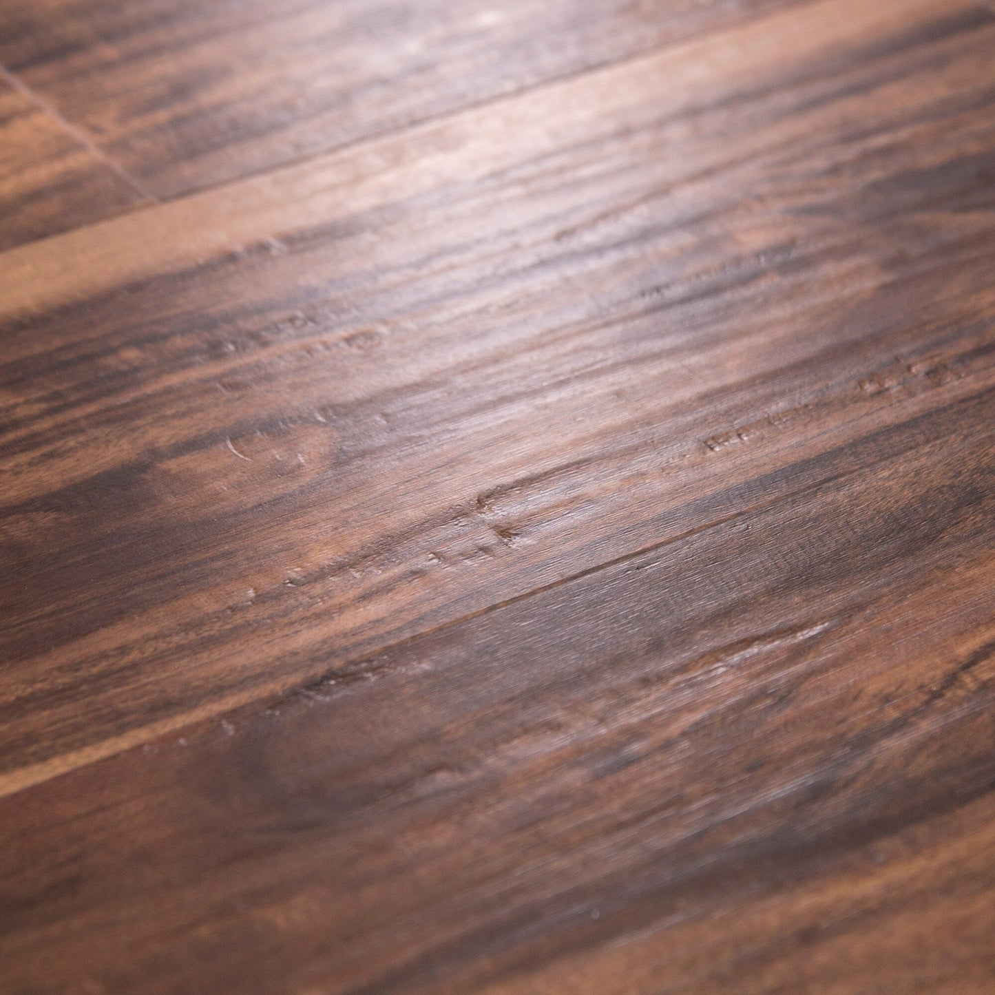 CALI Vinyl Pro Classic Walnut Creek 7-in W x 5.5-mm T Waterproof Interlocking Luxury Vinyl Plank Flooring (23.77-sq ft/Carton)
