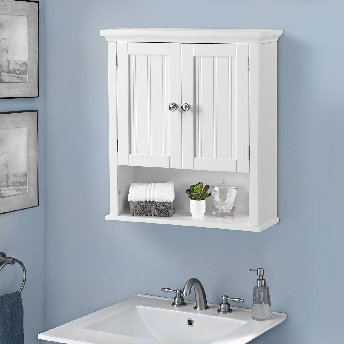 OSHOME Pleasant White 22-in x 25.5-in x 7.9-in Pleasant White Bathroom Wall Cabinet