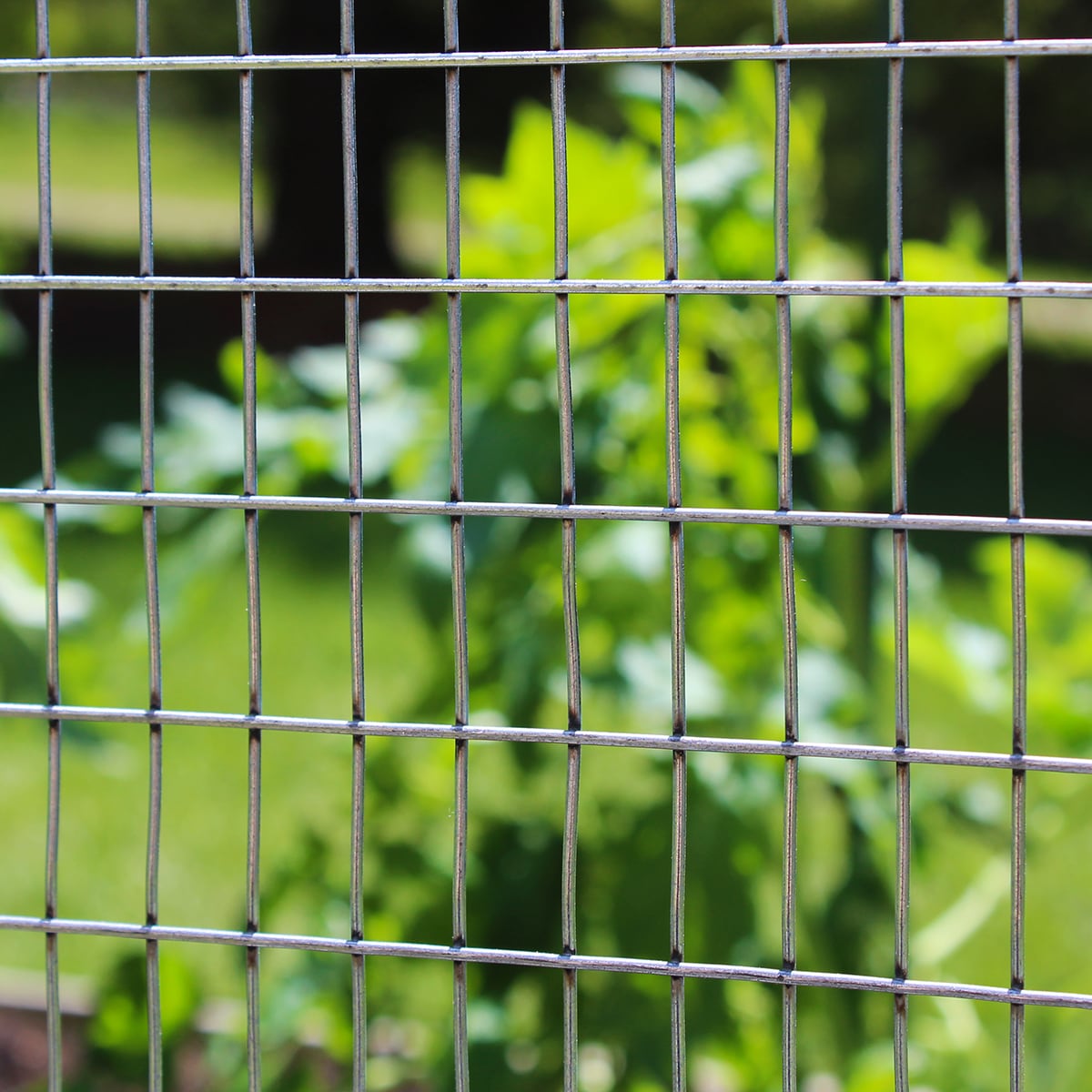 IRONRIDGE Galvanized Steel Welded Wire Rolled Fencing - 10ft x 2.5ft