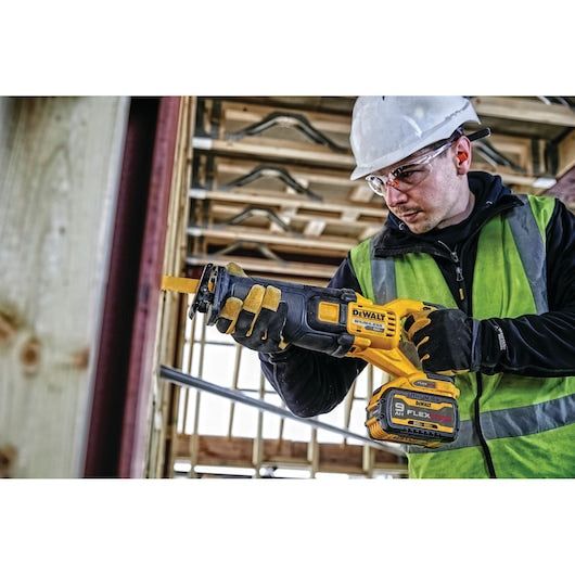 FLEXVOLT 60-Volt MAX Lithium-Ion Cordless Brushless Reciprocating Saw with (1) Battery 2Ah, Charger and Bonus Battery