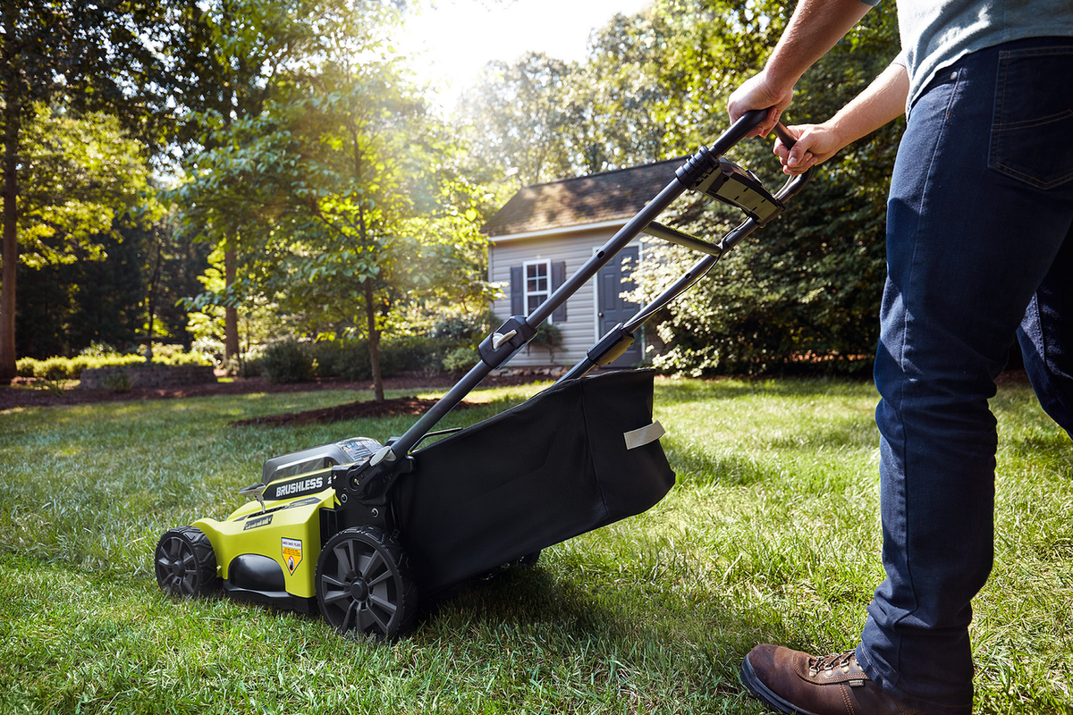 RYOBI 20 in. 40-Volt Brushless Lithium-Ion Cordless Walk-Behind Push Lawn Mower, 6.0Ah Battery & Charger Included