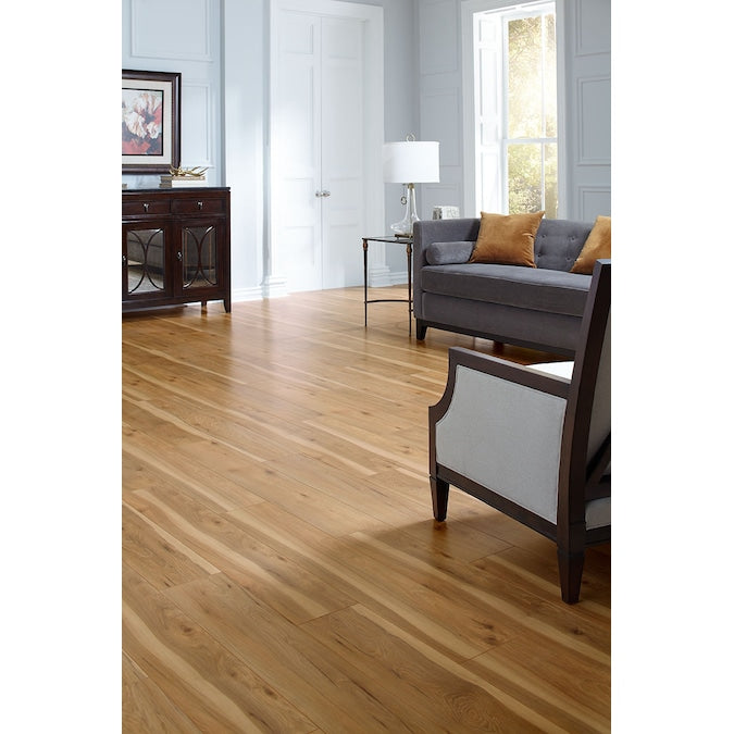 Style Selections Lawrenceville Hickory 12-mm T x 8-in W x 48-in L Wood Plank Laminate Flooring (15.94-sq ft / Carton)