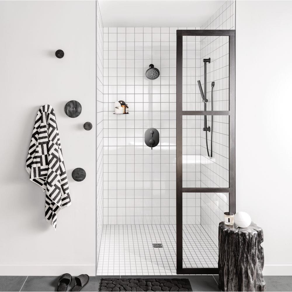 Moen Matte Black Lever Shower Handle, 2-Handle with Transfer (T3290BL)