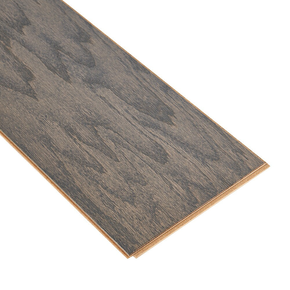 Bruce Nature of Wood Medium Gray Red Oak 6-1/2-in W x 3/8-in T x Varying Length Smooth/Traditional Engineered Hardwood Flooring (39.5-sq ft / Carton)