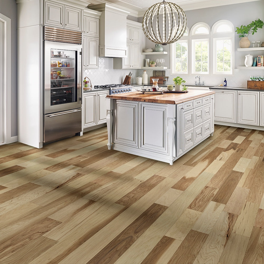 Bruce Nature of Wood Natural Hickory 6-1/2-in W x 3/8-in T x Varying Length Handscraped Engineered Hardwood Flooring (39.5-sq ft / Carton)