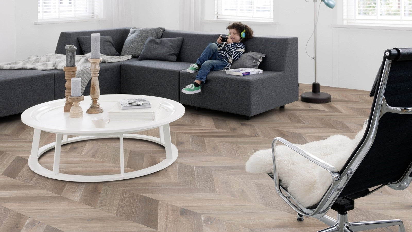 Flooors by LTL Oak Grey Tone hardwood flooring — installed room view