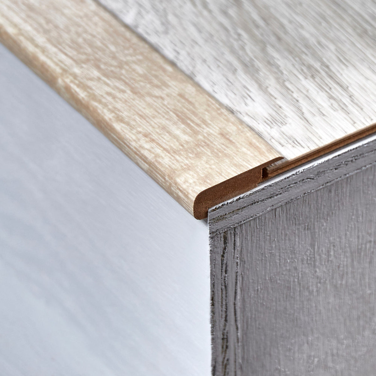 SimpleSolutions 2.37-in x 78.7-in Crema Oak Prefinished Stair Nosing