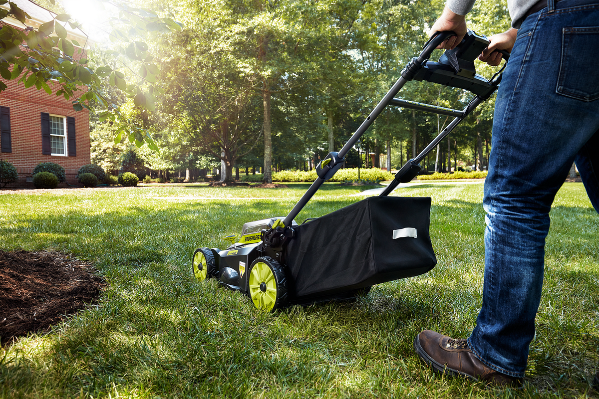 RYOBI 20 in. 40V Brushless Self-Propelled Cordless Lawn Mower Kit (6.0Ah Battery & Charger Included)
