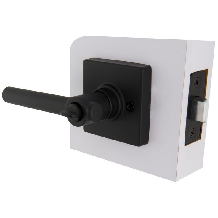 Highland Matte Black Bed and Bath Door Lever with Square Rose