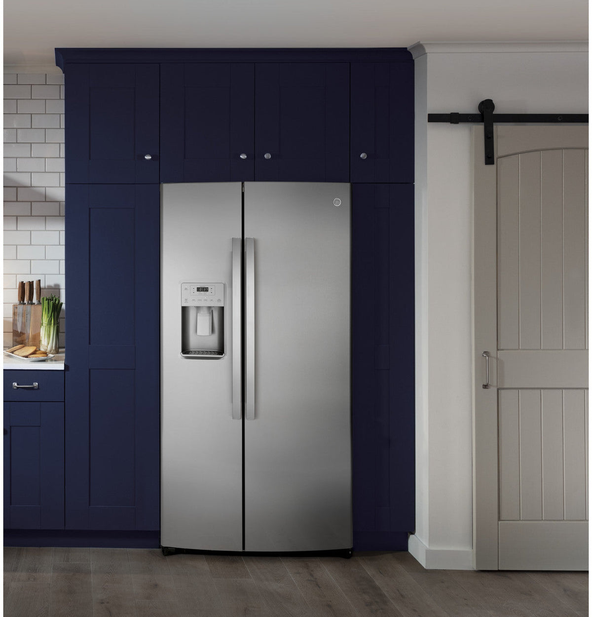 GE 25.1 cu. ft. Side-by-Side Refrigerator in Fingerprint Resistant Stainless Steel, GSS25IYNFS