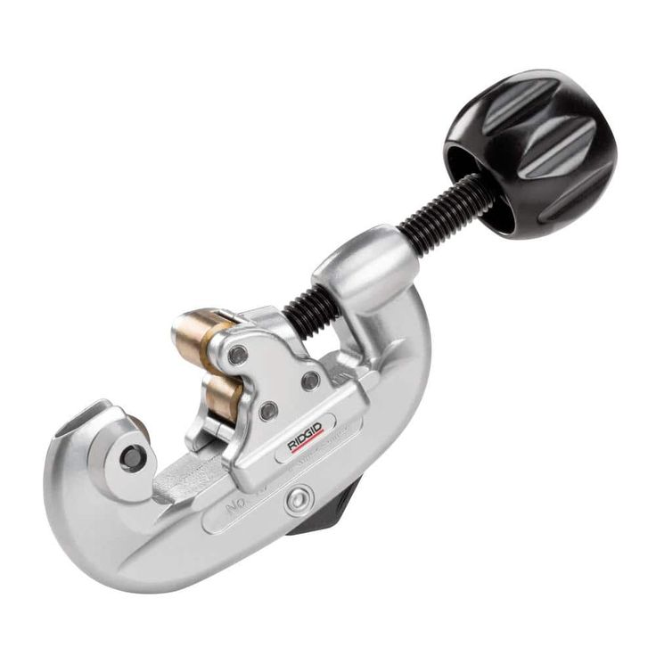 3/16 in. to 1-1/8 in. Model 15 Screw Feed Tubing and Conduit Cutter