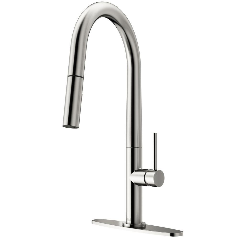 Greenwich Single-Handle Pull-Down Sprayer Kitchen Faucet with Deck Plate in Matte Black - Super Arbor
