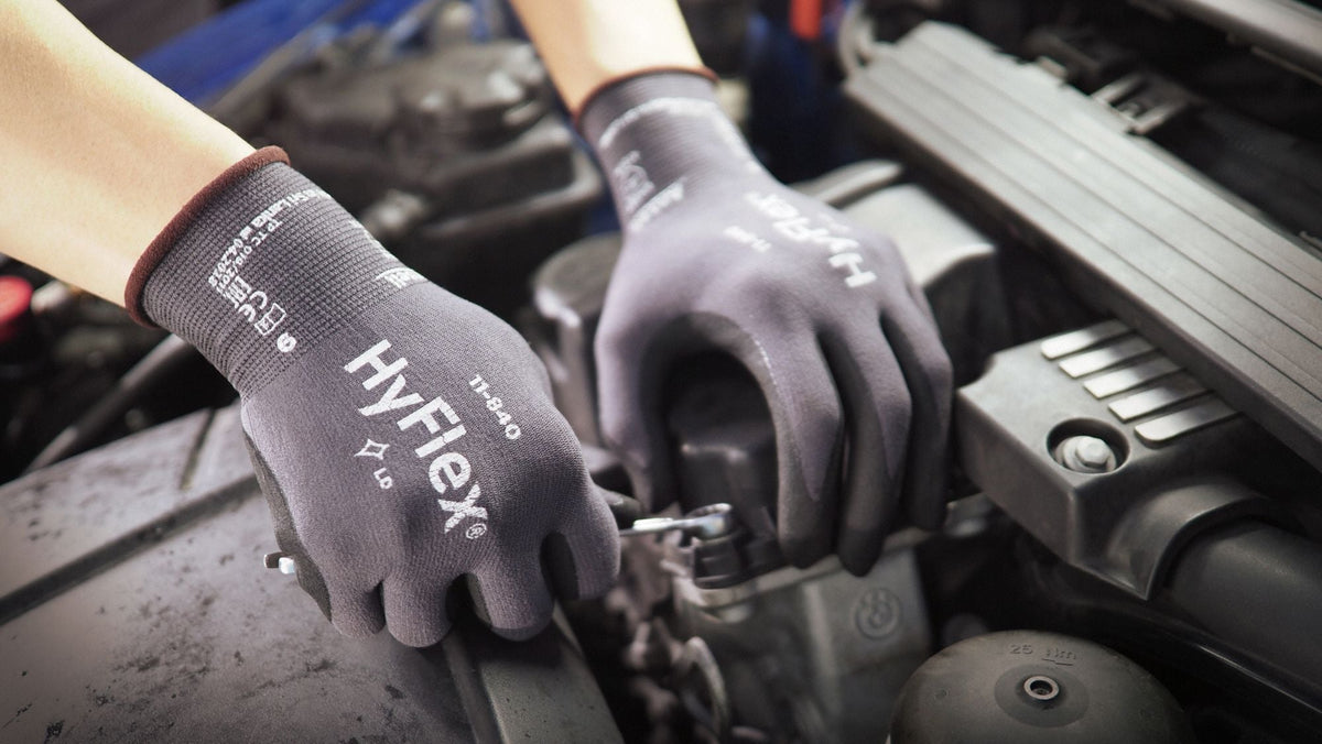 HYFLEX 11-840 Foam Nitrile Coated Gloves - Medium