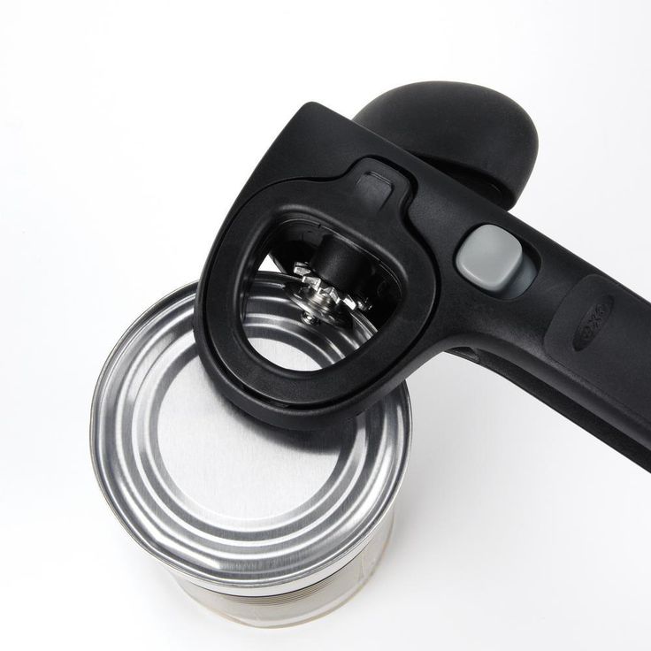 Good Grips Locking Can Opener with Lid Catch