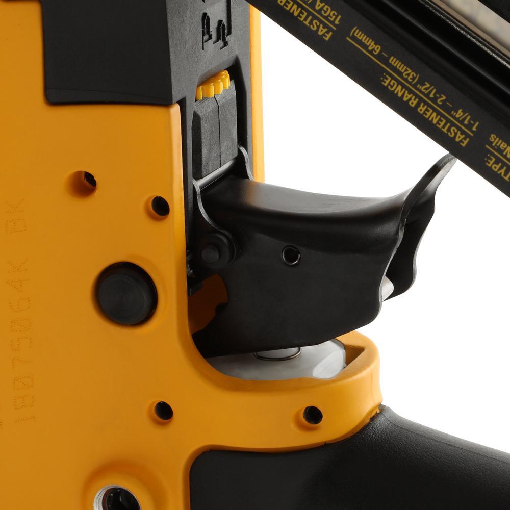 Pneumatic 15-Gauge DA Nailer - Super Arbor