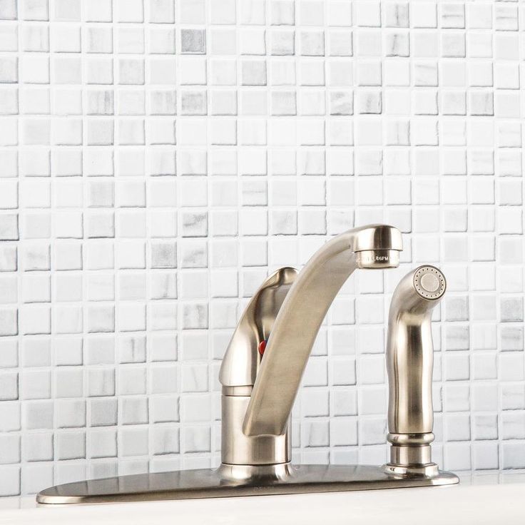 Delta Classic Stainless 1-Handle Deck-Mount Low-Arc Handle Kitchen Faucet (Deck Plate Included)