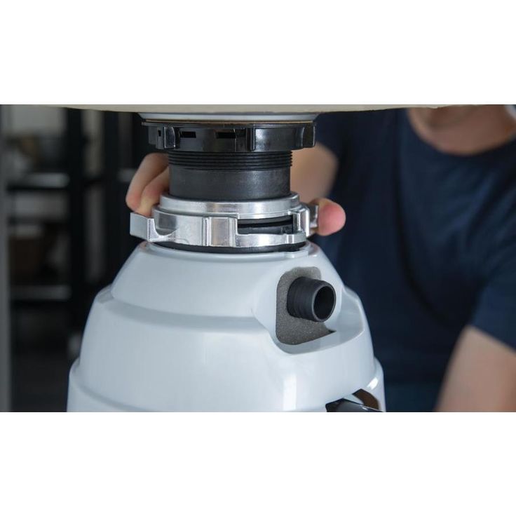 Waste King Legend 1/2-HP Continuous Feed Noise Insulation Garbage Disposal