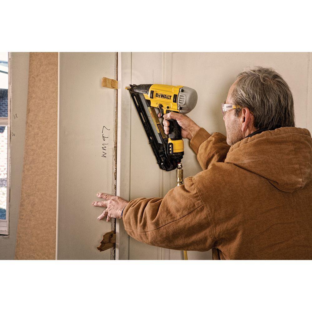 Pneumatic 15-Gauge DA Nailer - Super Arbor