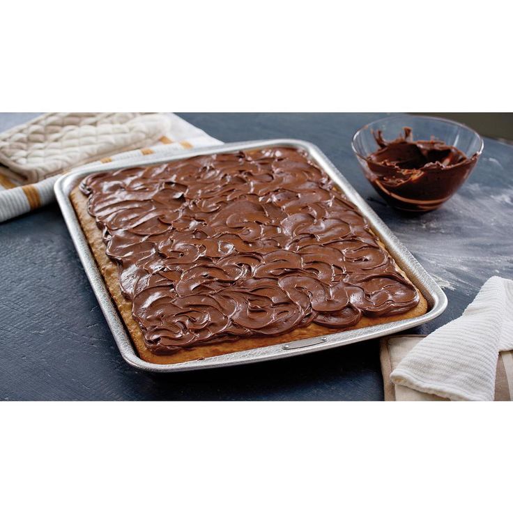 13 in. x 18.5 in. Sheet Cake Pan