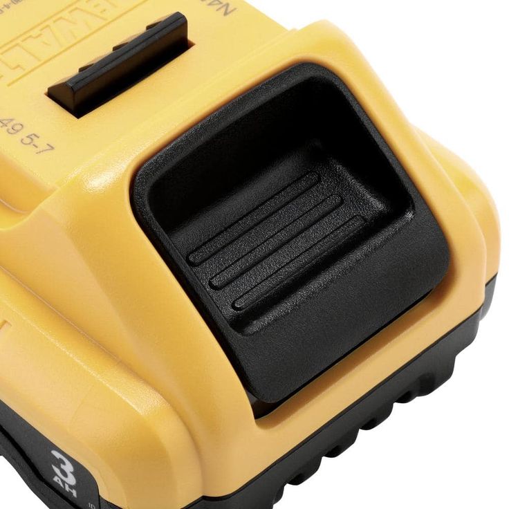 20-Volt MAX Compact Lithium-Ion 3.0Ah Battery Pack (3-Pack)