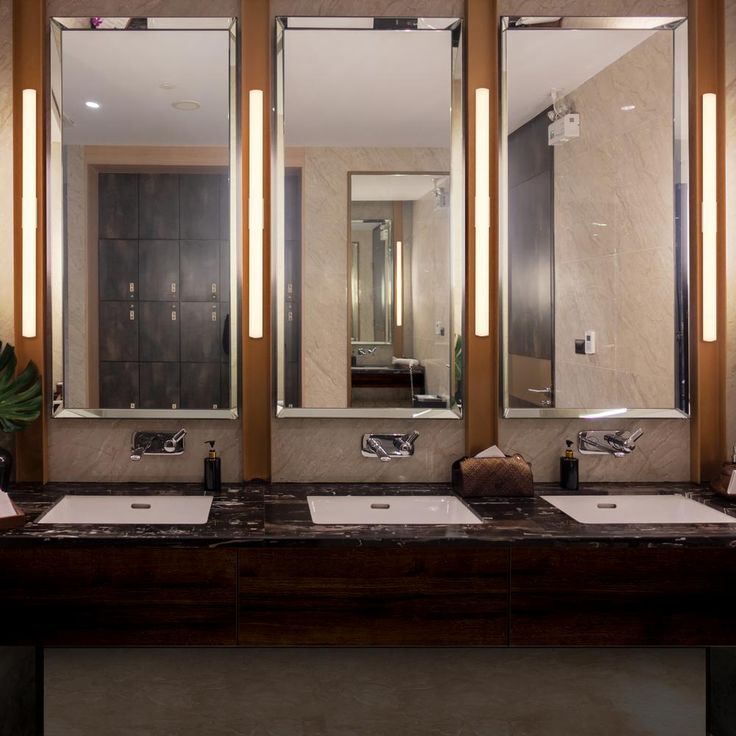 Procyon VMW11636AL 36 in. Silver LED Vanity and Bathroom Lighting Fixture