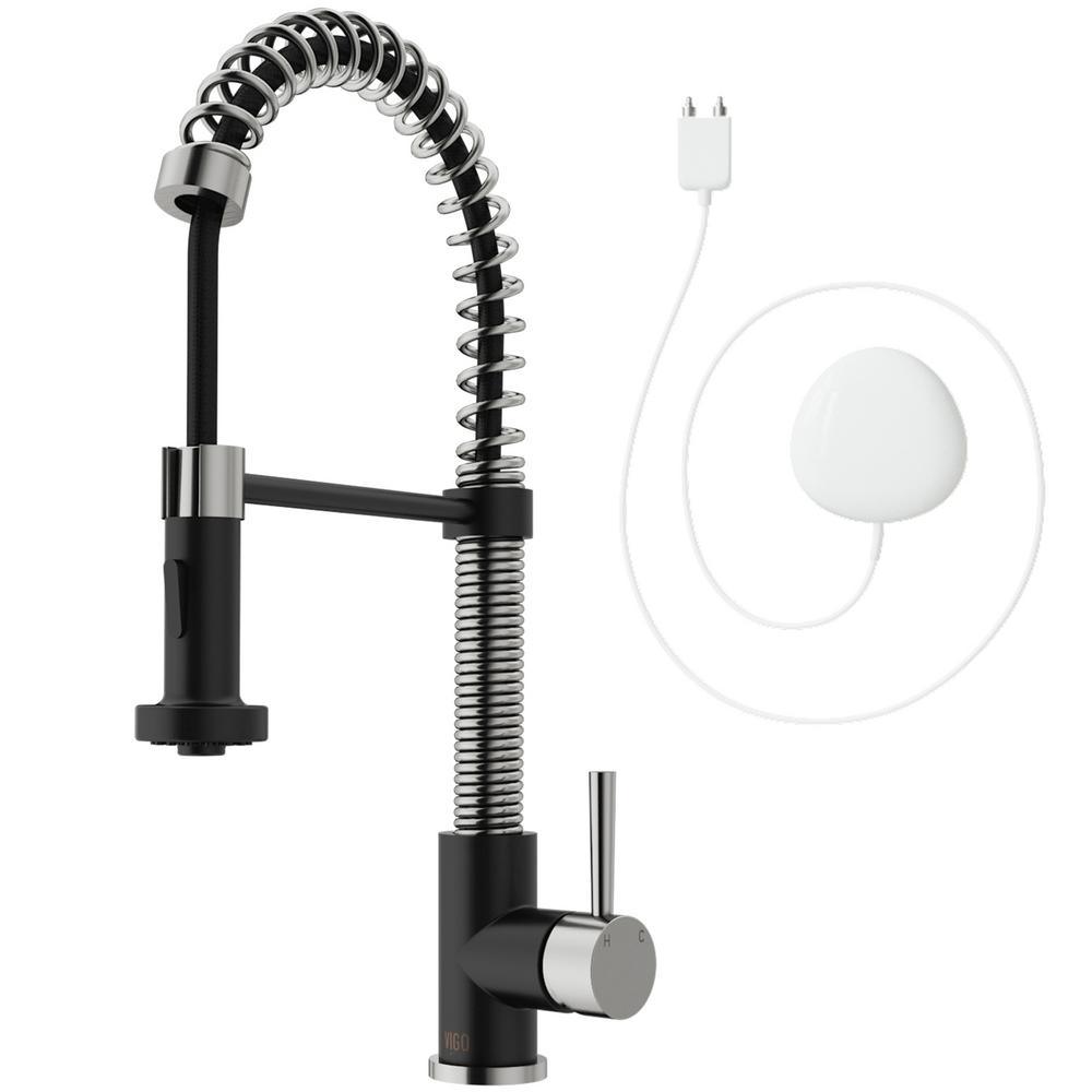 Edison Single-Handle Pull-Down Sprayer Kitchen Faucet with FloodSense Technology in Matte Black - Super Arbor