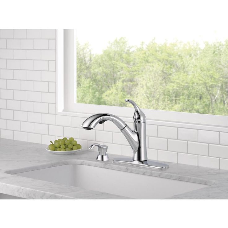 Delta Kessler Chrome 1-Handle Deck-Mount Pull-Out Handle Kitchen Faucet (Deck Plate Included)