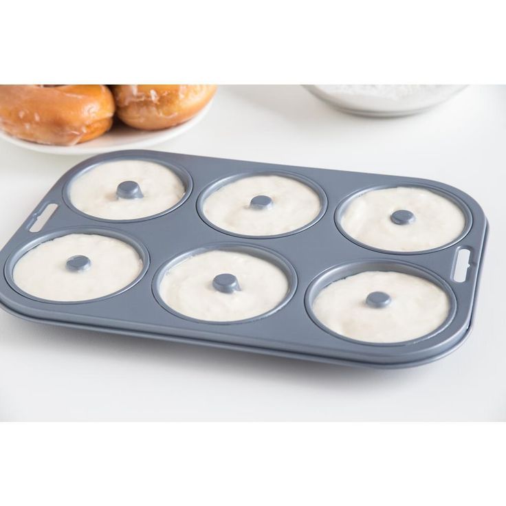 Non-Stick 6-Cavity Donut Pan