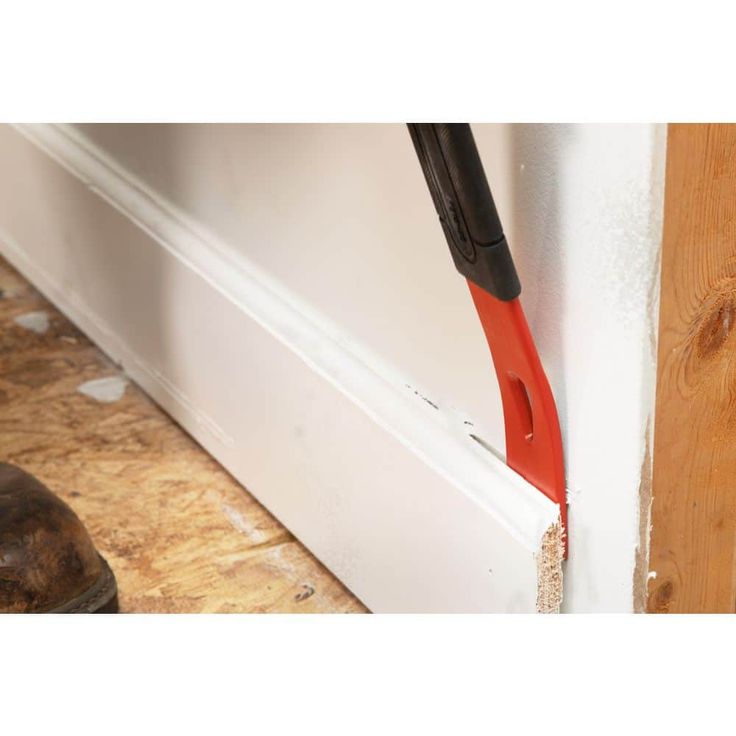 Crescent 15 in. Flat Pry Bar with Grip