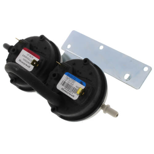 Carrier 328529-752 pressure switch - side view (Product Type: Pressure Switch)