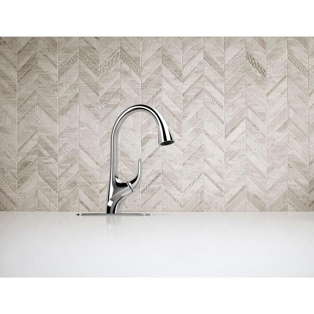 Trielle Single-Handle Pull-Down Sprayer Kitchen Faucet in Chrome - Super Arbor